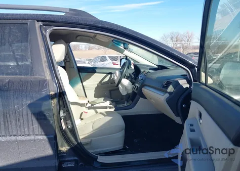 2014 Subaru Xv Crosstrek 2.0I Premium z USA, uszkodzony, nr VIN JF2GPACCXE8284317